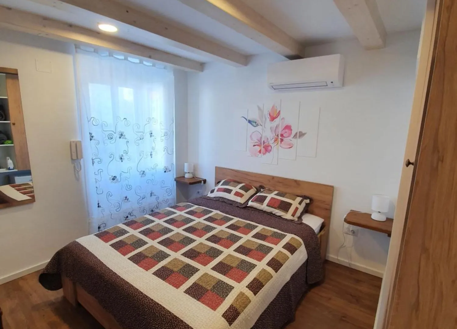 Room Cs Cres location